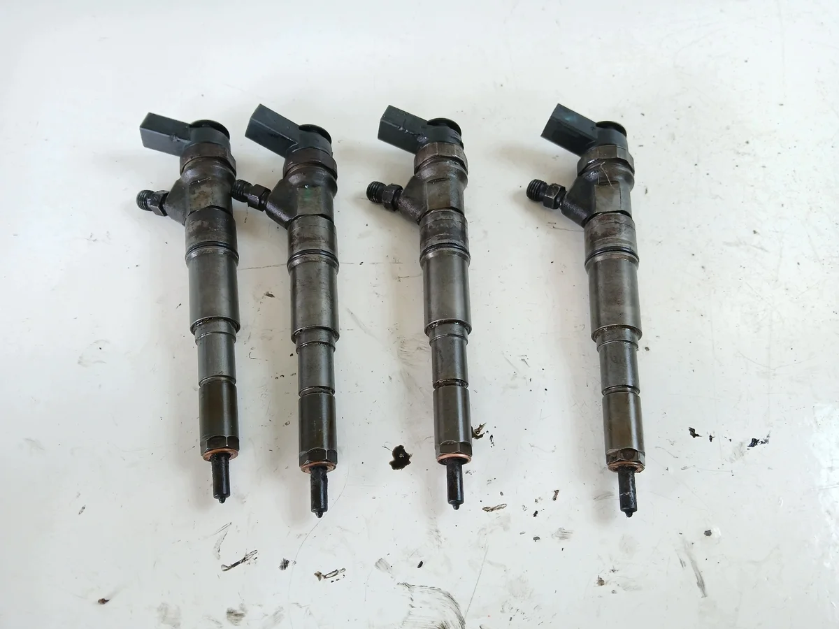 Iniettore BMW E46 E90 E60 2.0 D 3.0 D image 4