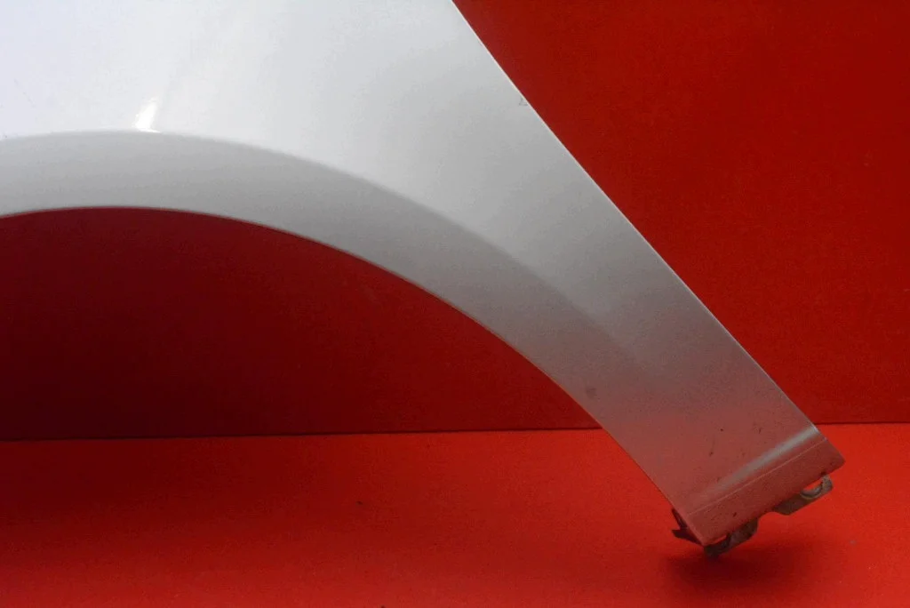 Opel Corsa E Front Left Fender Used image 4
