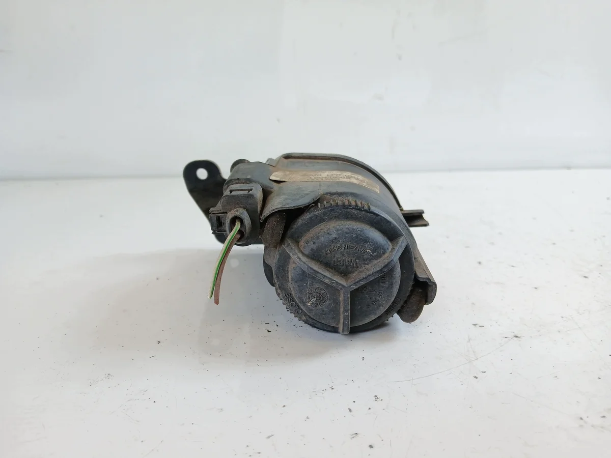 Audi A6 C5 Left Halogen Headlight 4B0941699A image 5