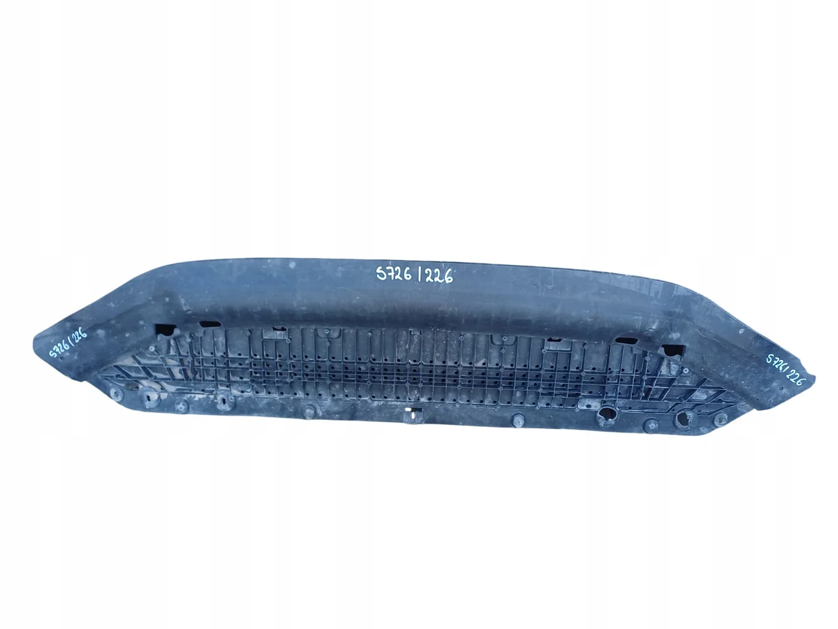 Audi A4 B9 19- pohjapanssari 8W0807611E