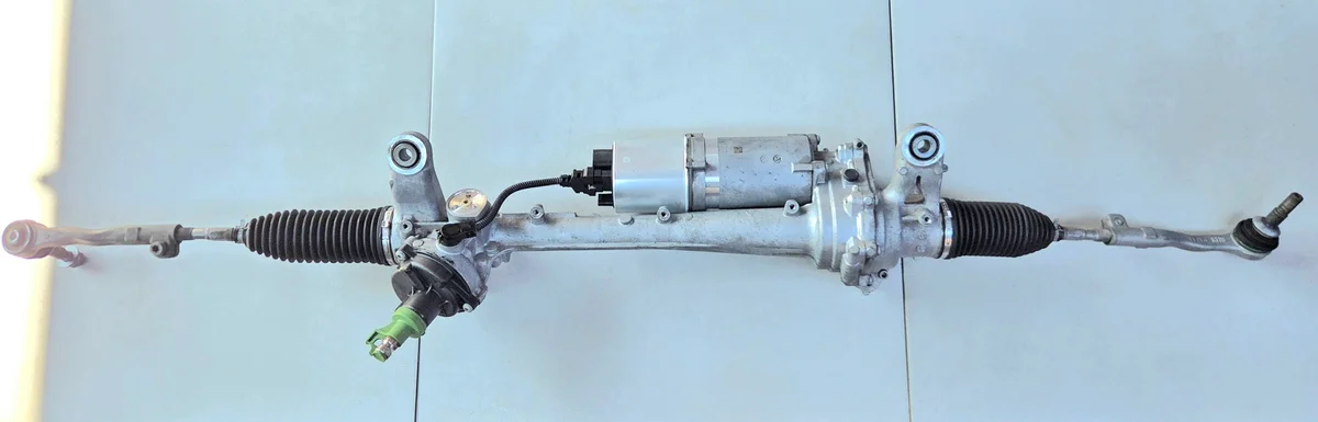 Maglioni BMW G60 G61 T6 Usato
