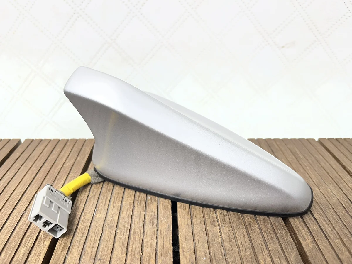 Hyundai i30 III GPS-antenni 96210-G4101