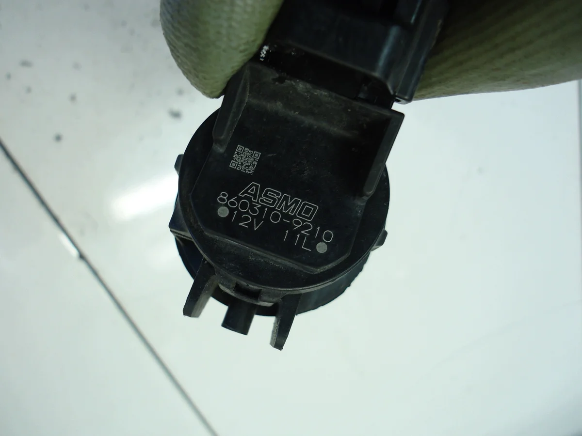 Mazda CX-5 Scheibenwaschpumpe 860310-9210 image 3