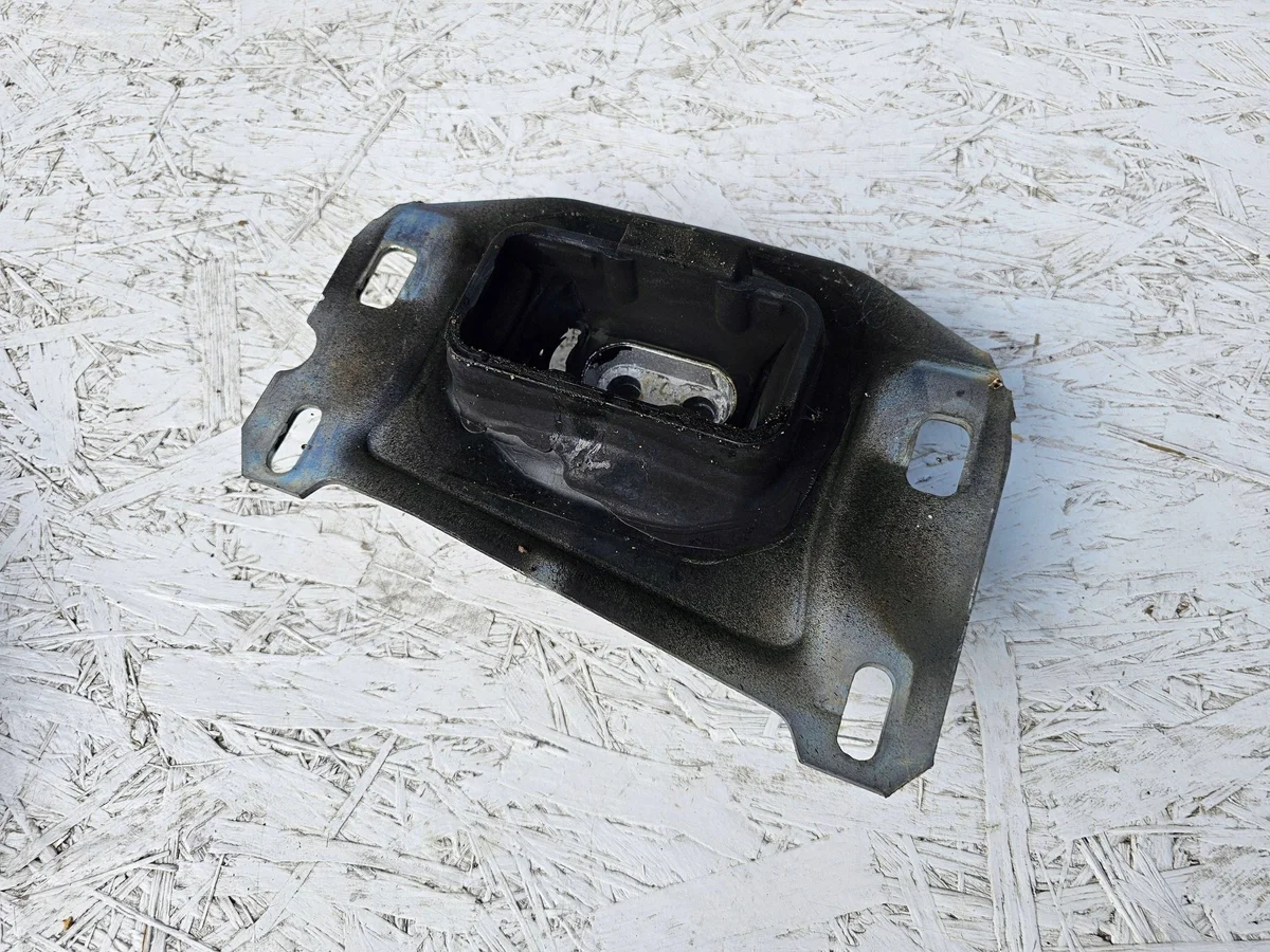 Support boîte Peugeot 3008 II 9813699680