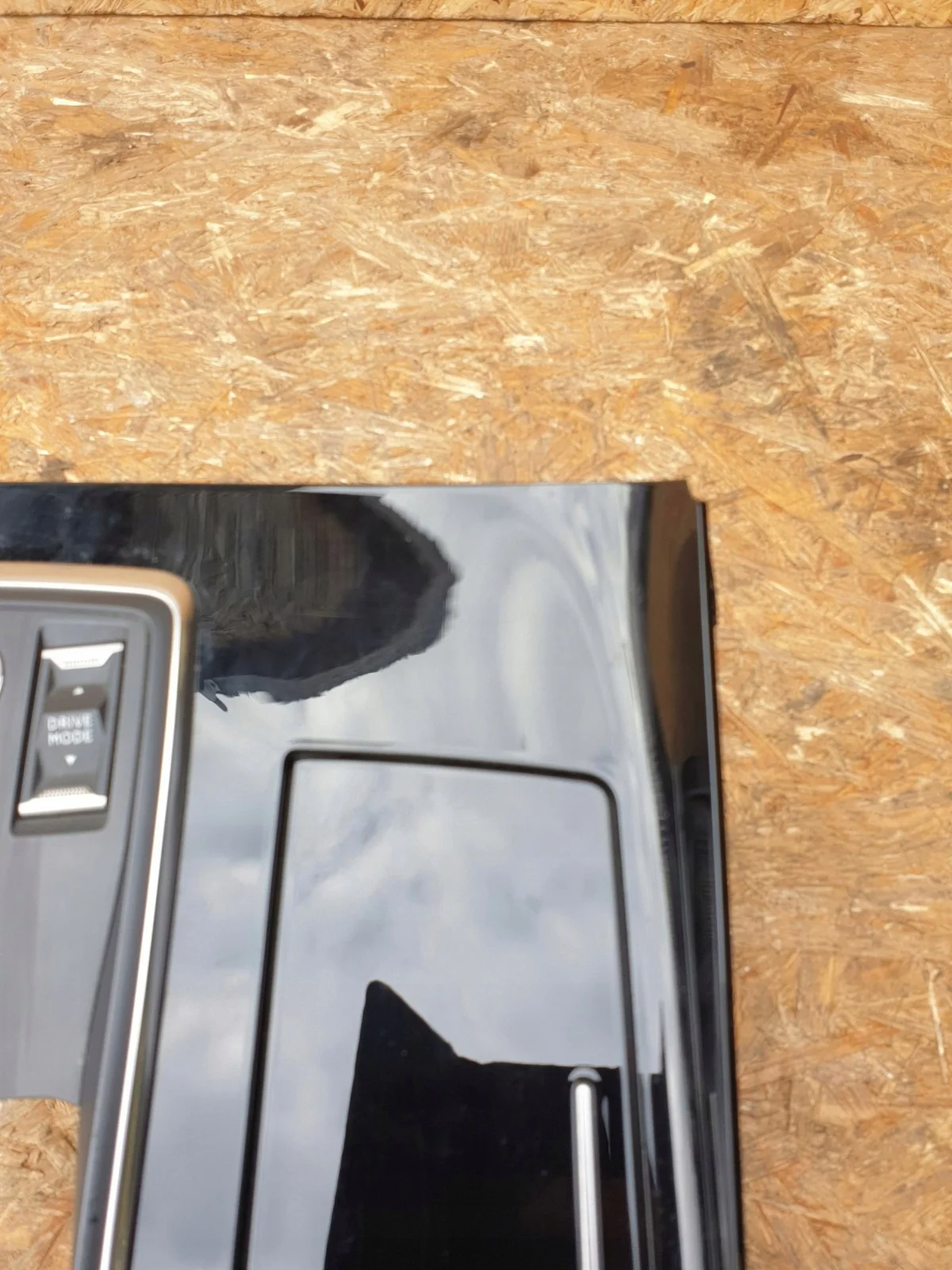 Peugeot 508 II Moldura Console Central Usada image 3