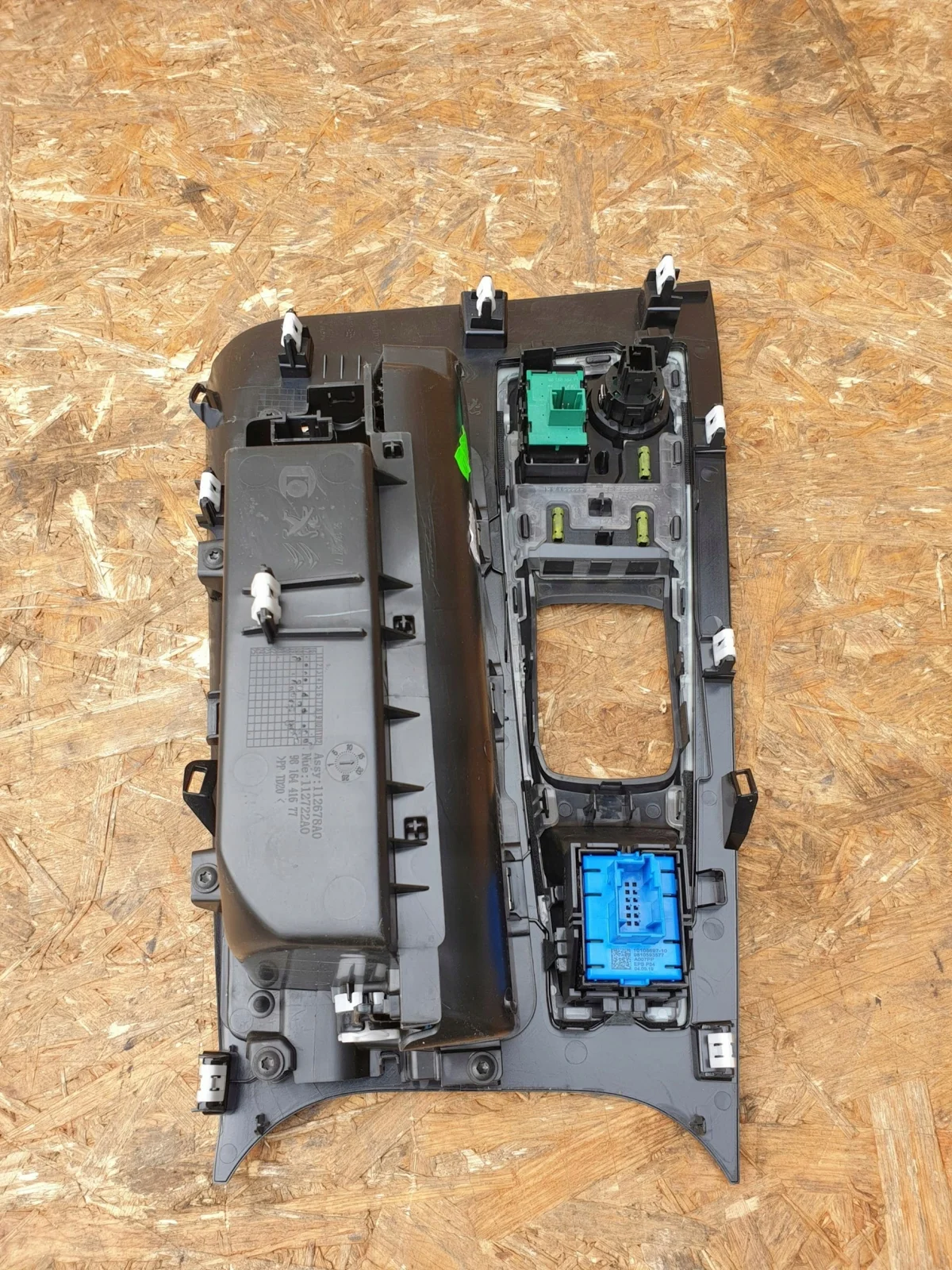 Peugeot 508 II Moldura Console Central Usada image 6