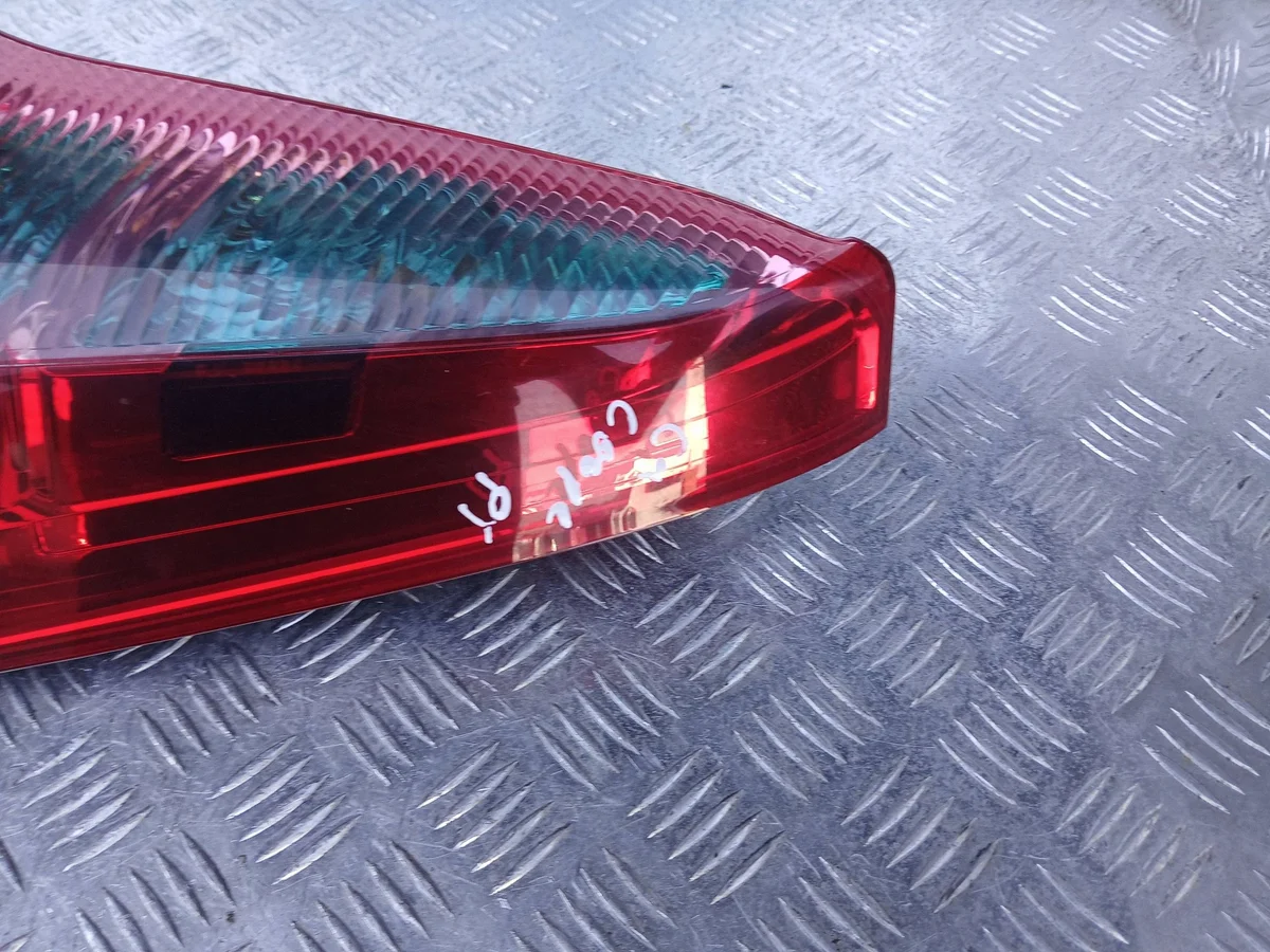 Feu arrière droit Citroën C4 Coupé image 6