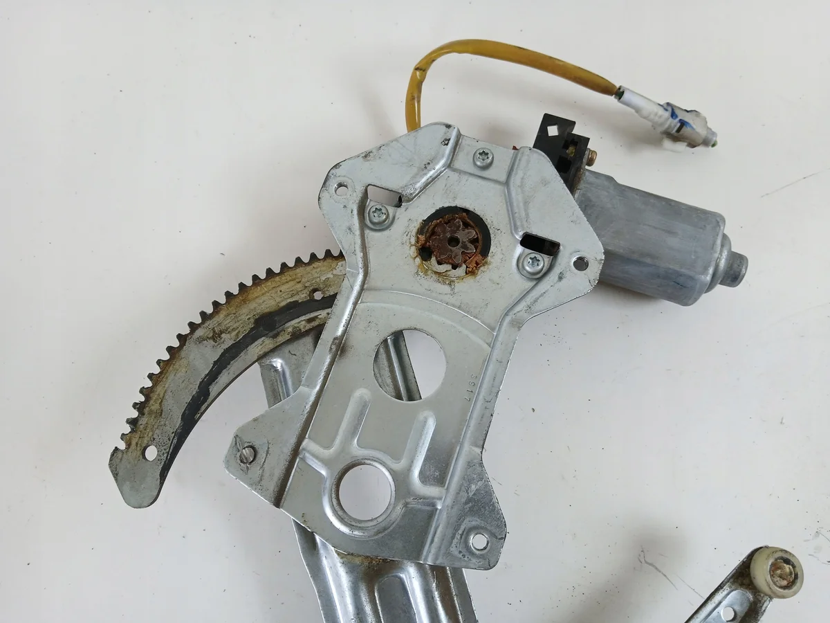 Suzuki Ignis II Window Regulator Right Front image 5