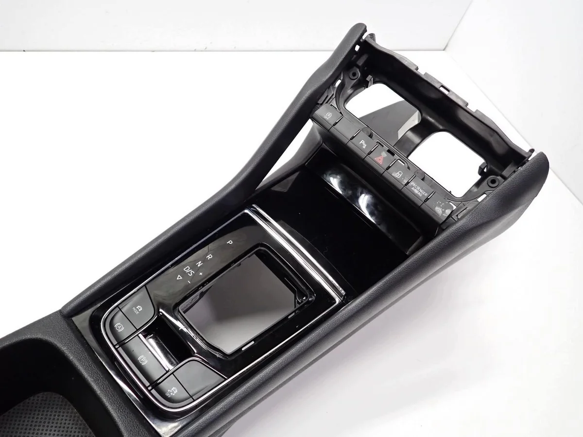 Tunnel Console Skoda Karoq USB 566863243 XXX image 4