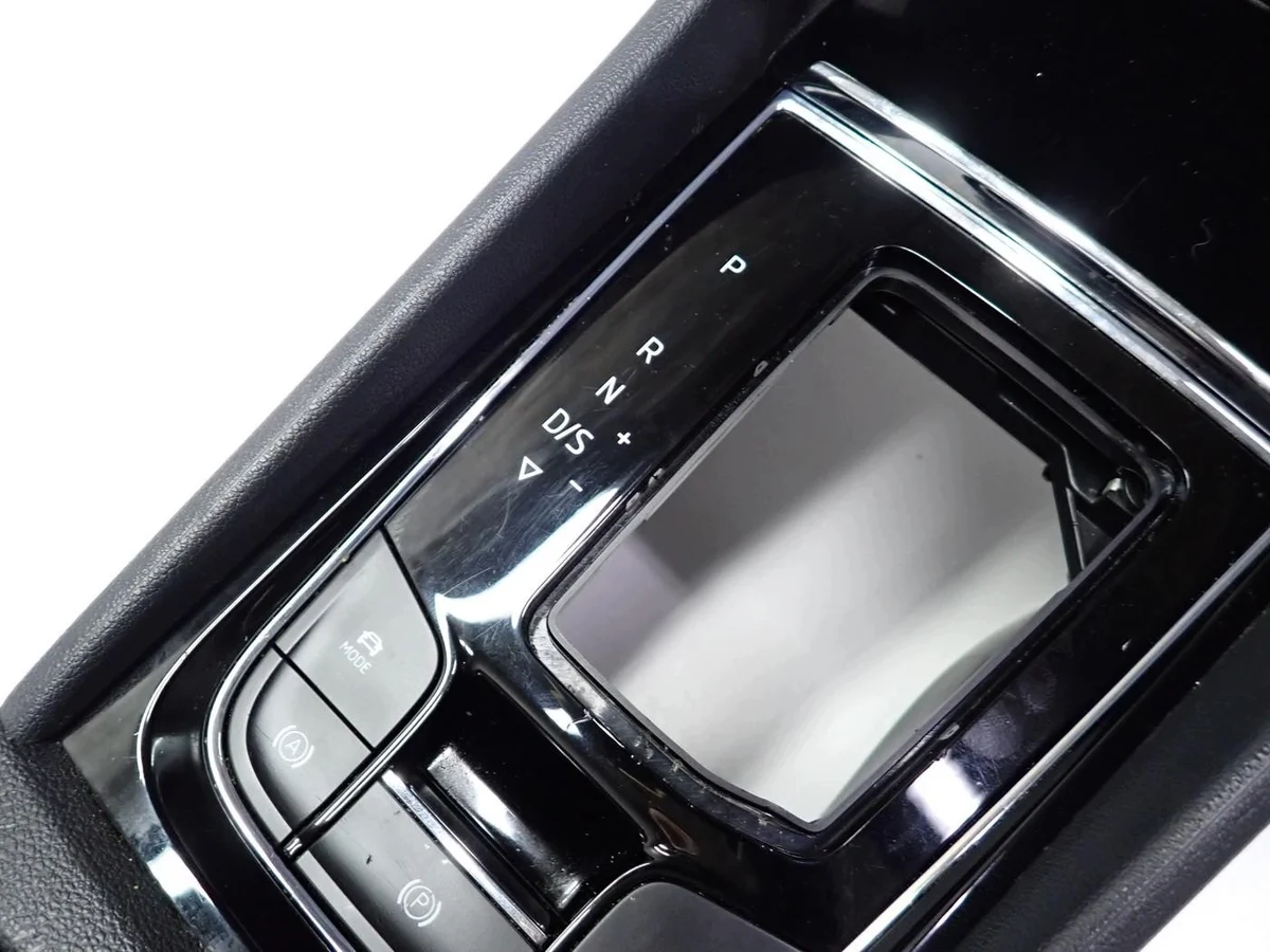 Tunnel Console Skoda Karoq USB 566863243 XXX image 9