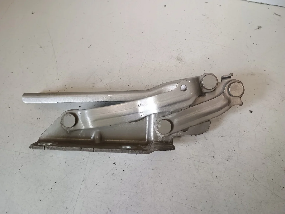 VW Golf 6 Scharnier Haube 5K0823301B 5K0823302B image 5