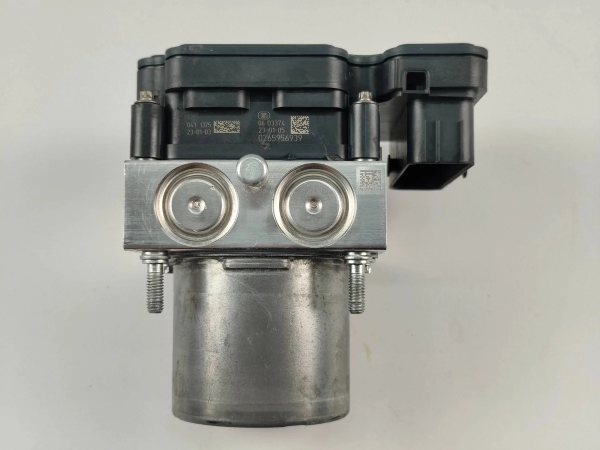 Bomba ABS Mercedes A W177 AMG image 8