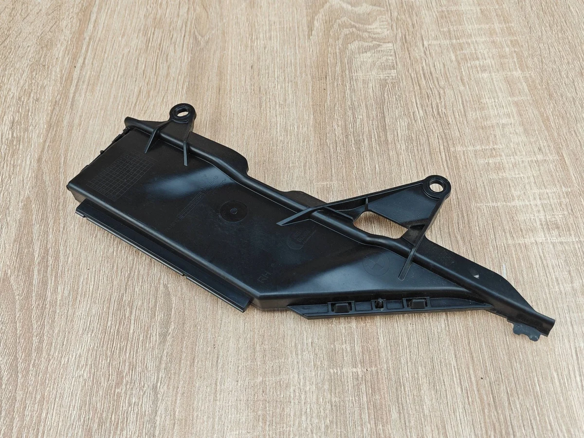 Griglia presa aria destra BMW Serie 8 G16 G15
