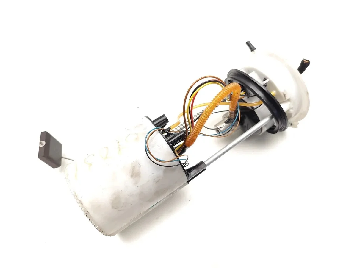 Audi Q5 Fuel Pump 8R0919051J image 3