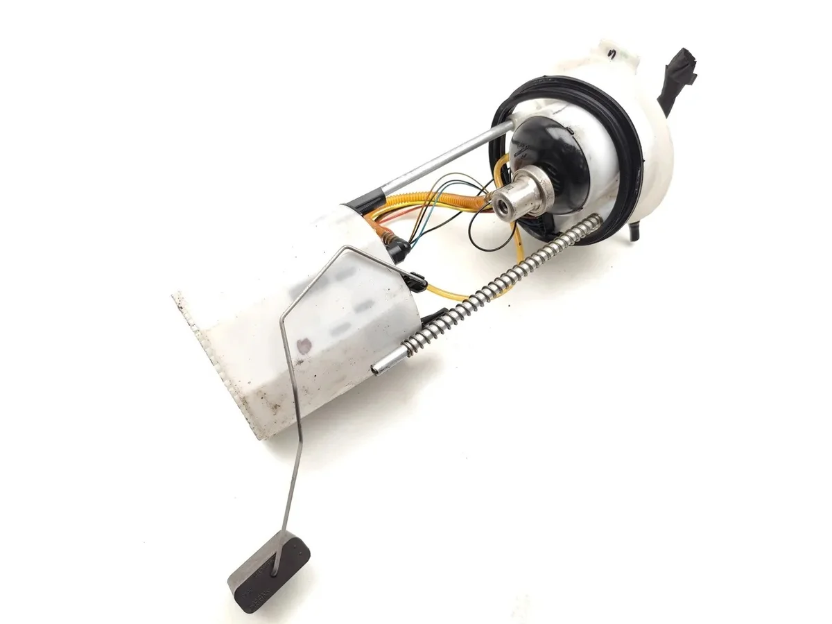 Audi Q5 Fuel Pump 8R0919051J image 4
