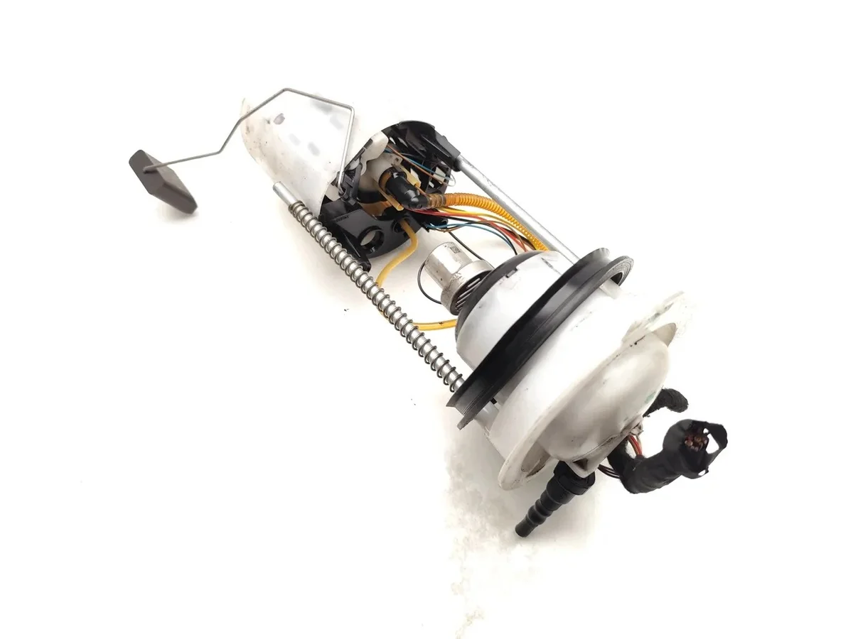 Audi Q5 Fuel Pump 8R0919051J image 5