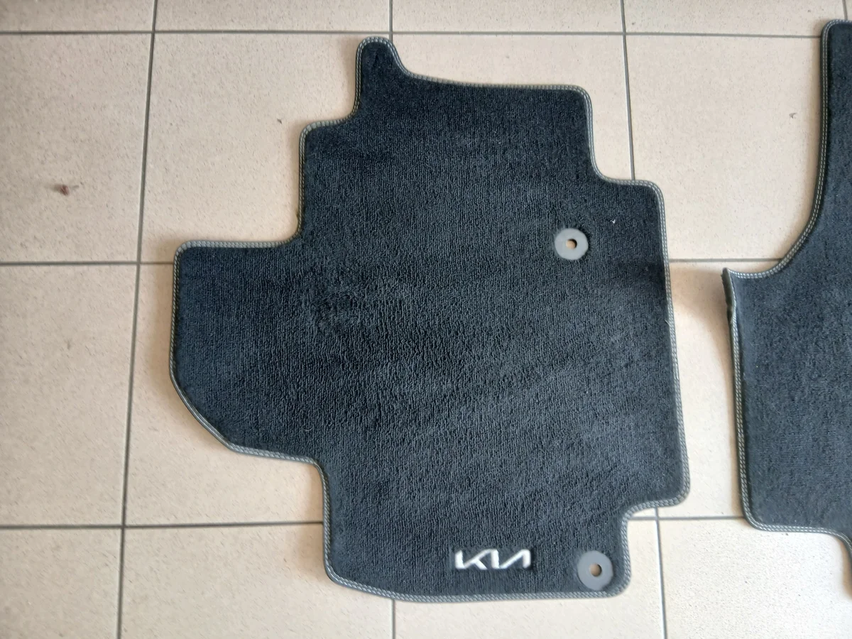 Golvmattor KIA EV9 2023-26 GT Fram