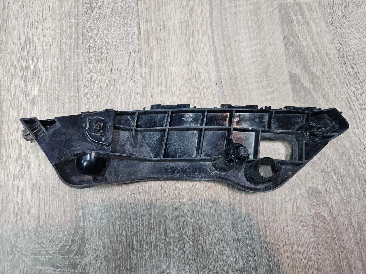 Toyota RAV 4 IV 13-15 Guia Esquerdo Frontal image 3