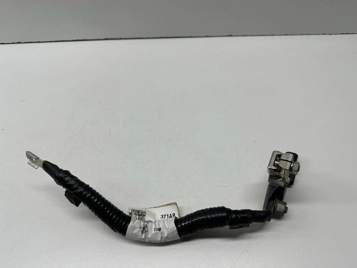 CHRYSLER PACIFICA 2018 KLEMA PLUSOWA P68238371AB