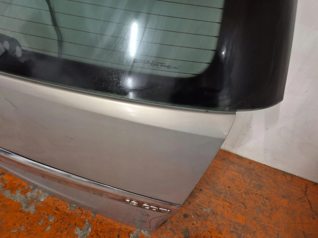 Opel Zafira II B 05-10 Baklucka Bagage W-30903- image 8