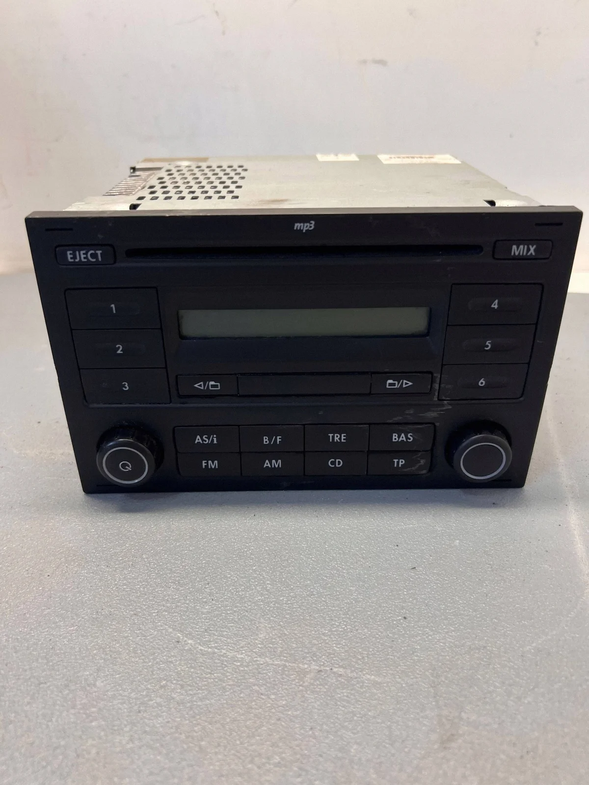 Radio CD VW Polo 9N 6Q0035152D Gebruikt