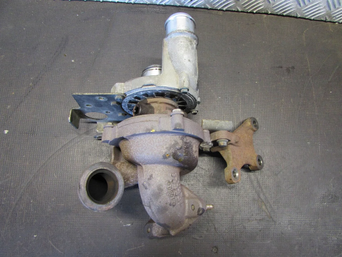 Ford turbocompressor 7G90-6K682-BD Begagnad image 4