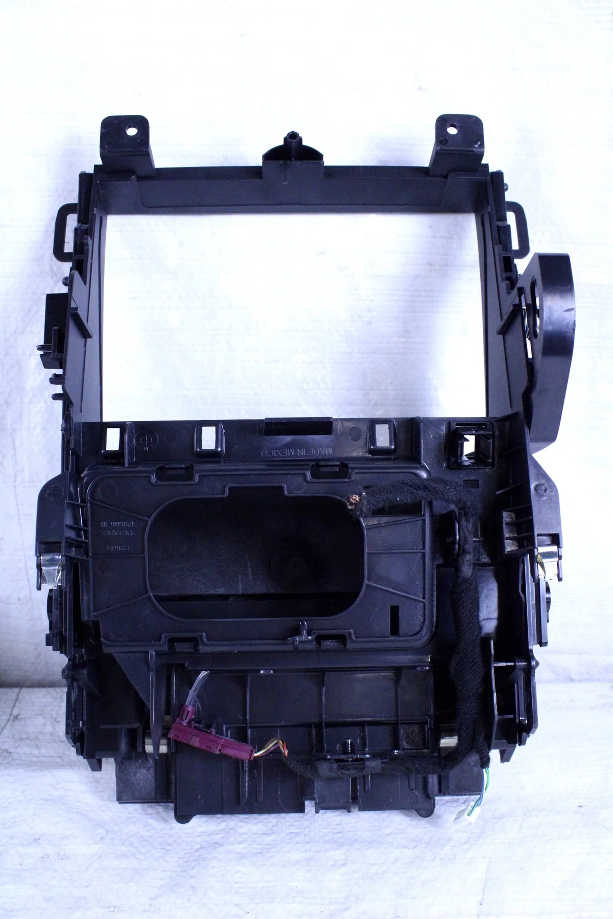 BMW X5 G05 Cache Carbone Tunnel Central image 6