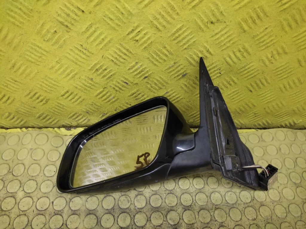 Audi A6 C5 vasen peili 5-pin F-160322-LUSTERKO