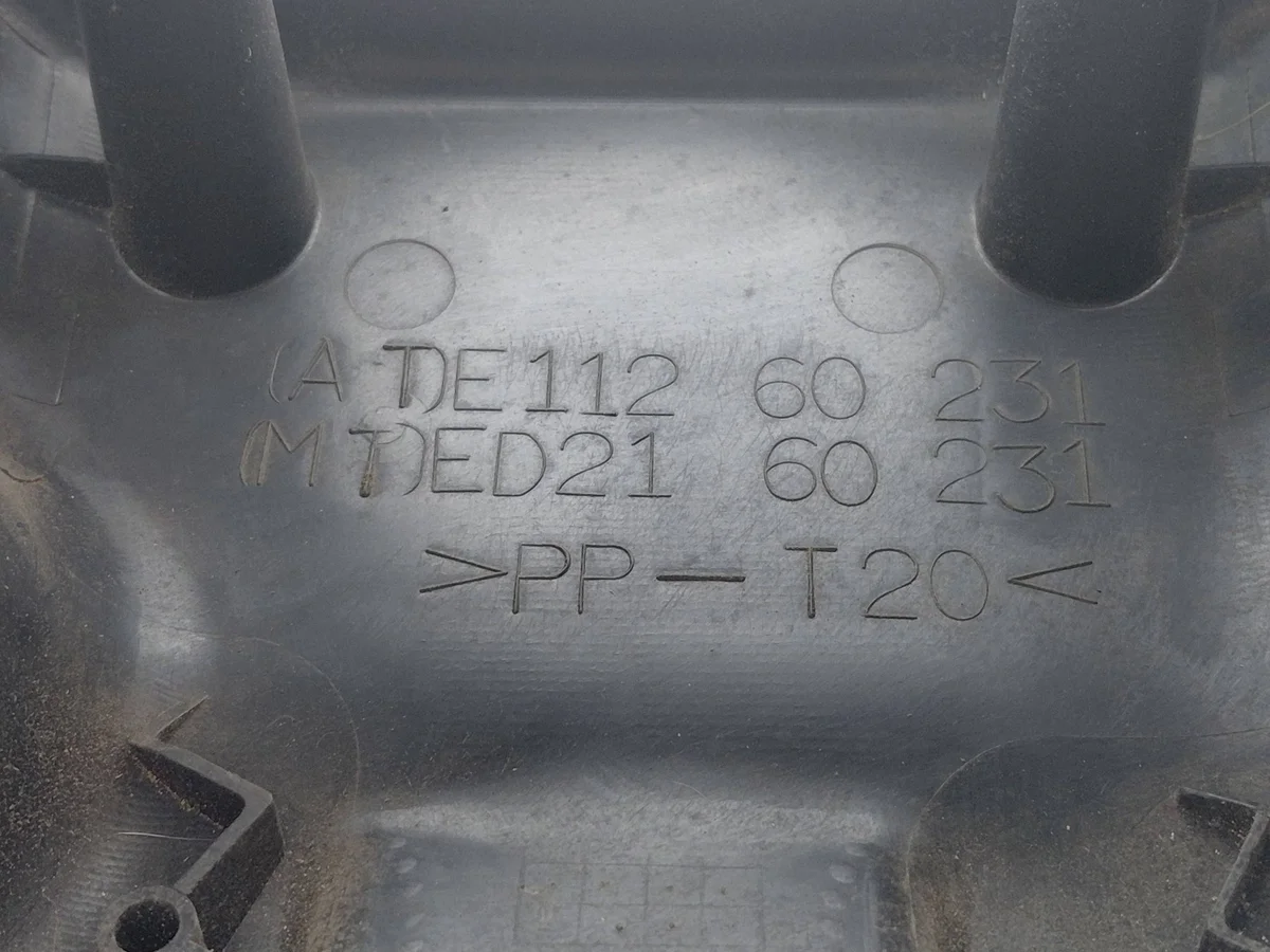 Styrkolonnshölje Ford Maverick DRC125090
