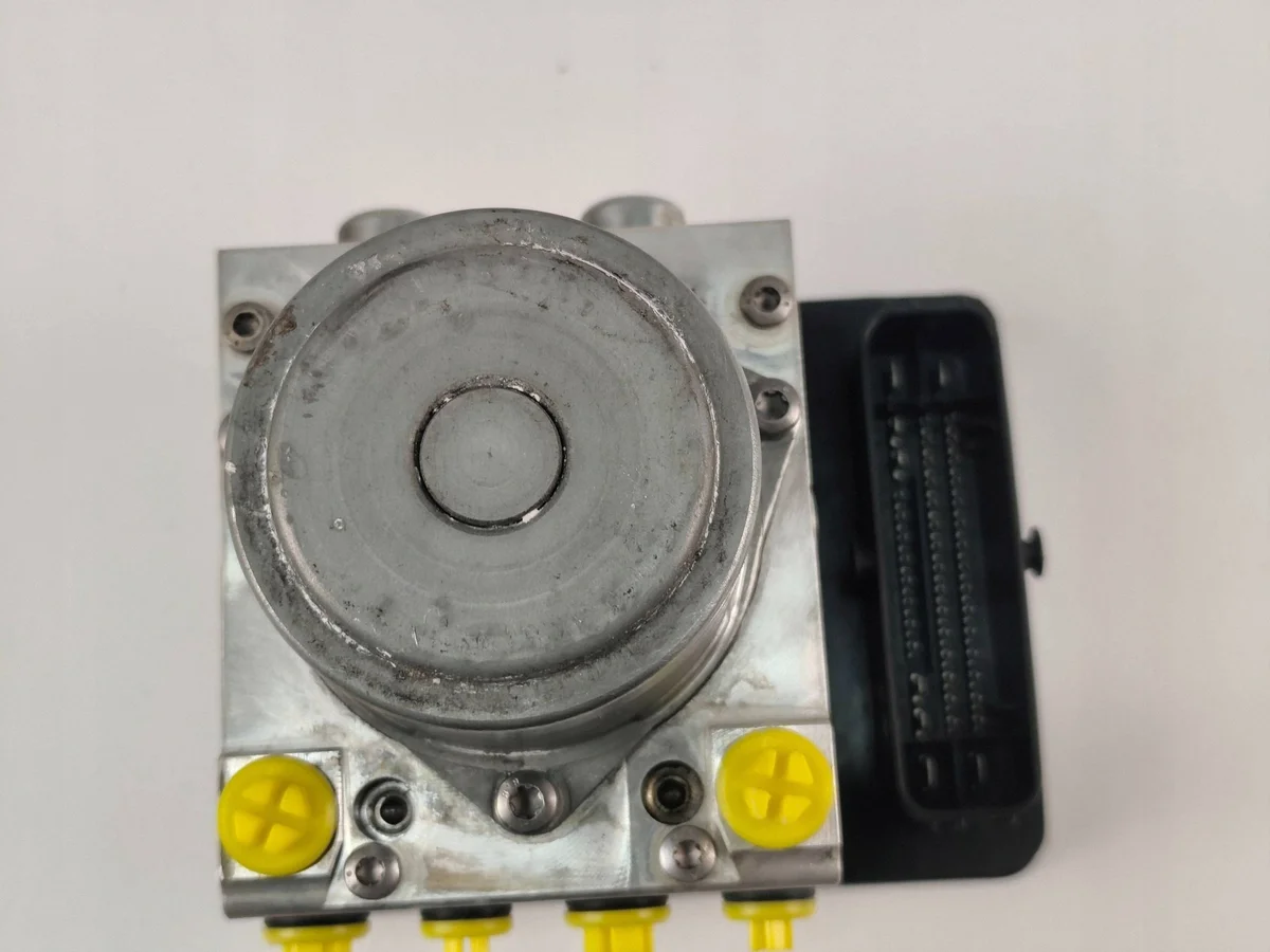 ABS-pump Fiat 500X 52137660 image 7