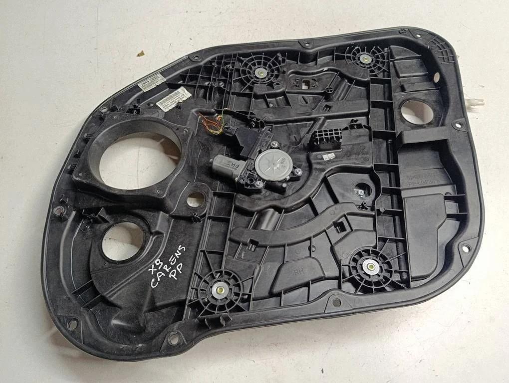 KIA Carens IV Window Regulator Right Front Used