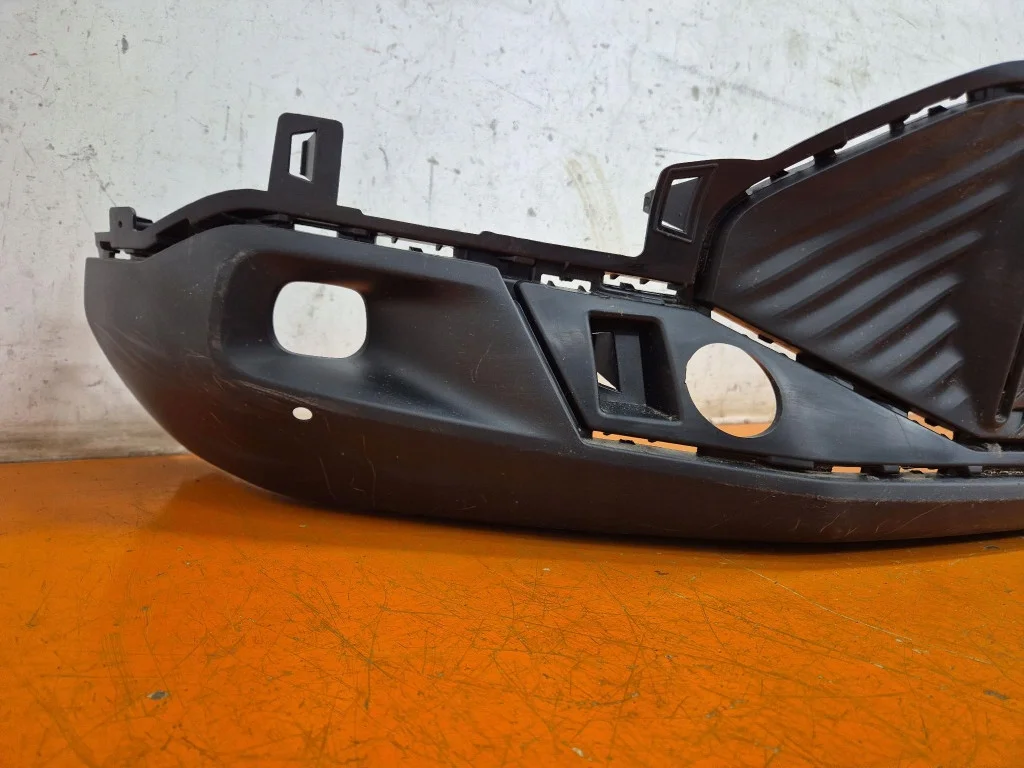 Citroen C4 X III 24- Grill Framdel Använd