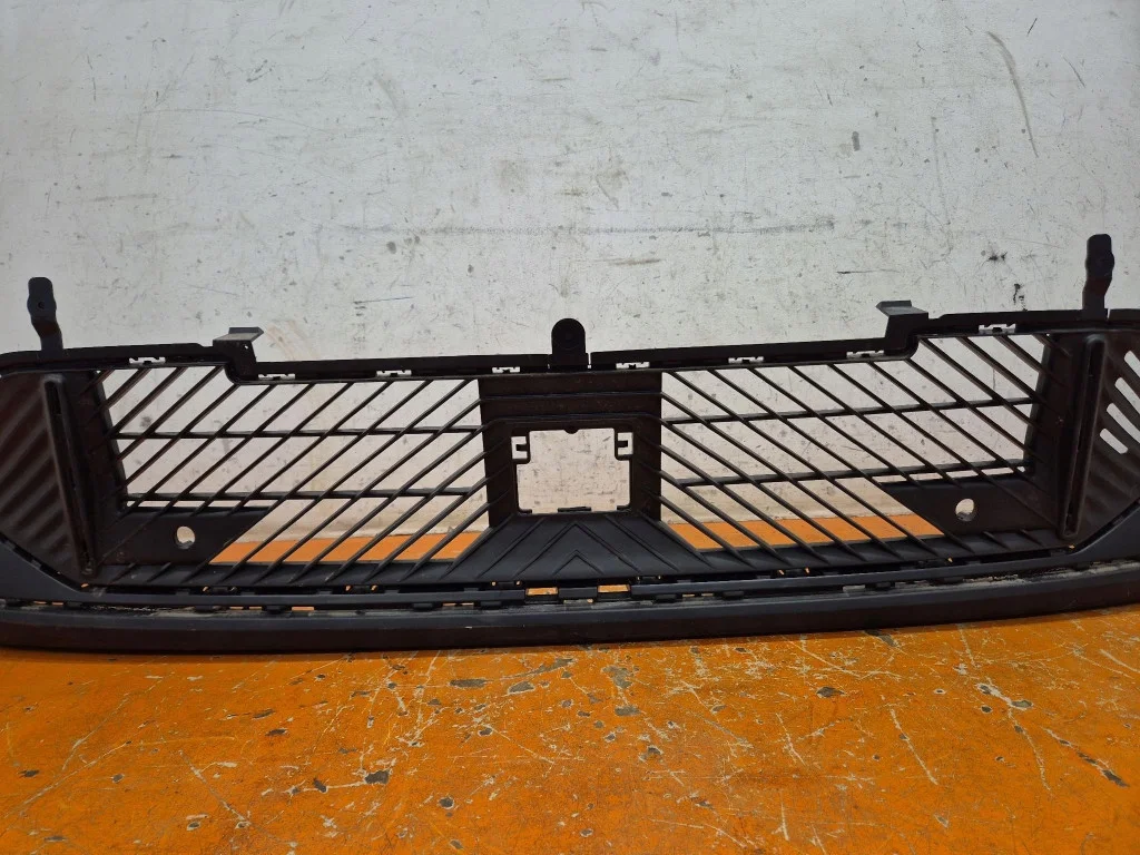 Citroen C4 X III 24- Stoßfänger vorne Gitter image 4