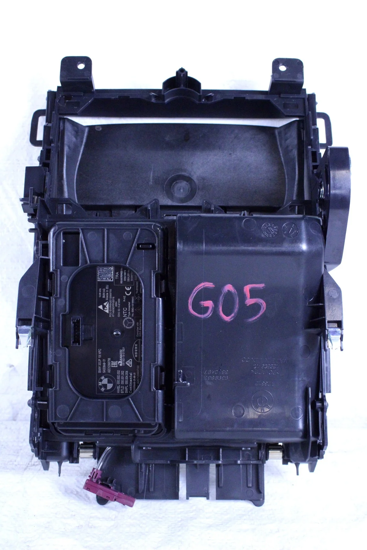 BMW X5 G05 Console Central Tampa Usada image 8