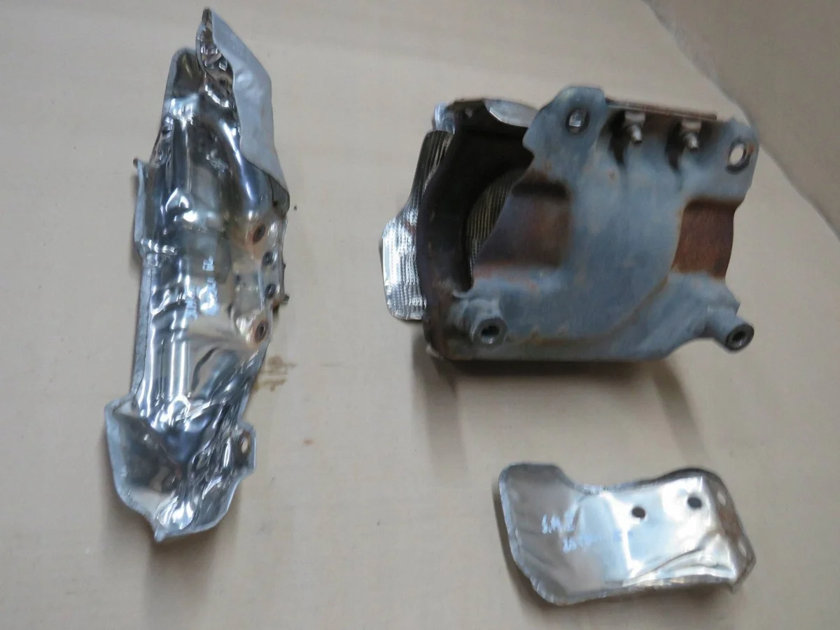 Ford Mondeo MK V 2017 Engine Heat Shield 9801570580 image 6