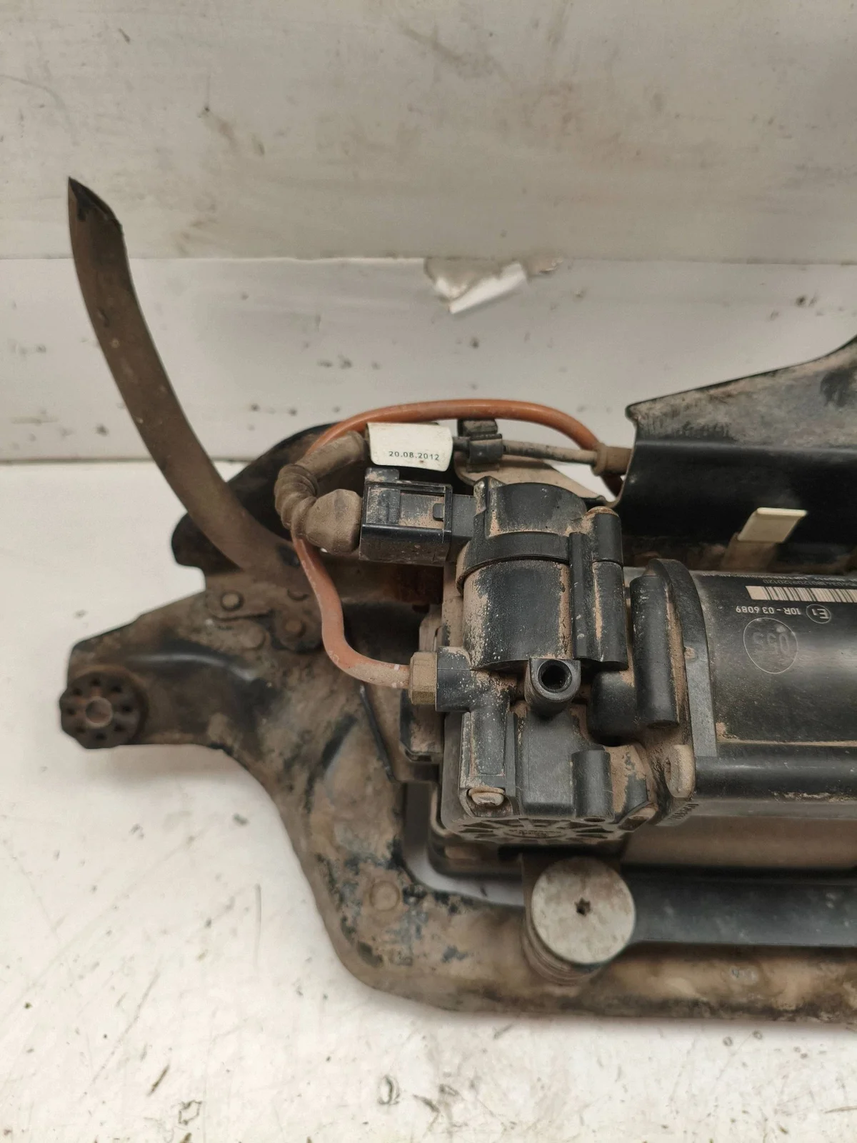 Audi A6 S6 C7 4G Compressor 4G0616005C image 9