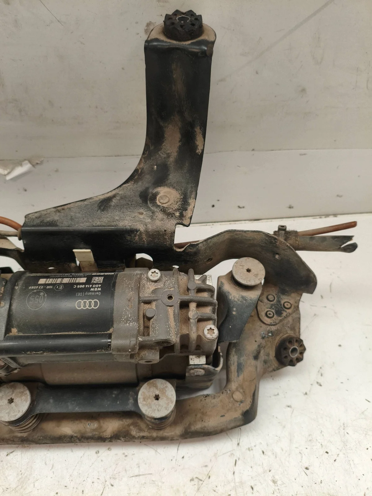 Audi A6 S6 C7 4G Compressor 4G0616005C image 10