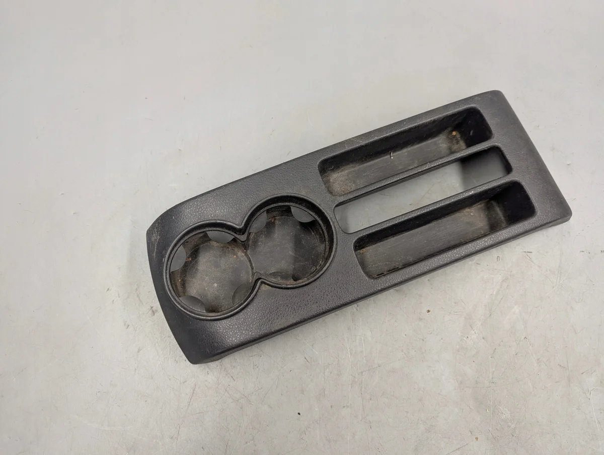 VW Polo 9N bekerhouder 6Q0863319H