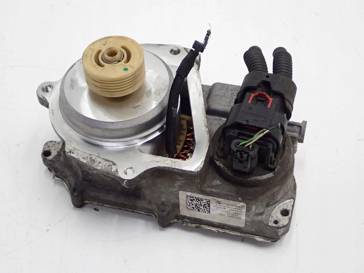 Motor Dirección BMW Serie 2 F45 F46 Usado image 3