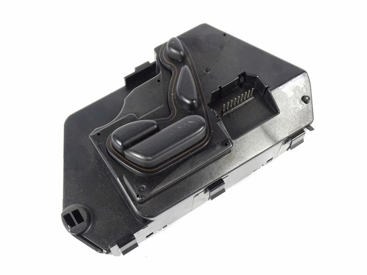 Panneau siège droit Mercedes Classe S W220 A2208213258