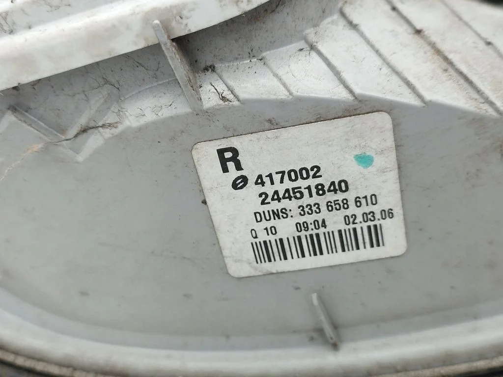 Luz trasera derecha Opel Astra H III Kombi image 4