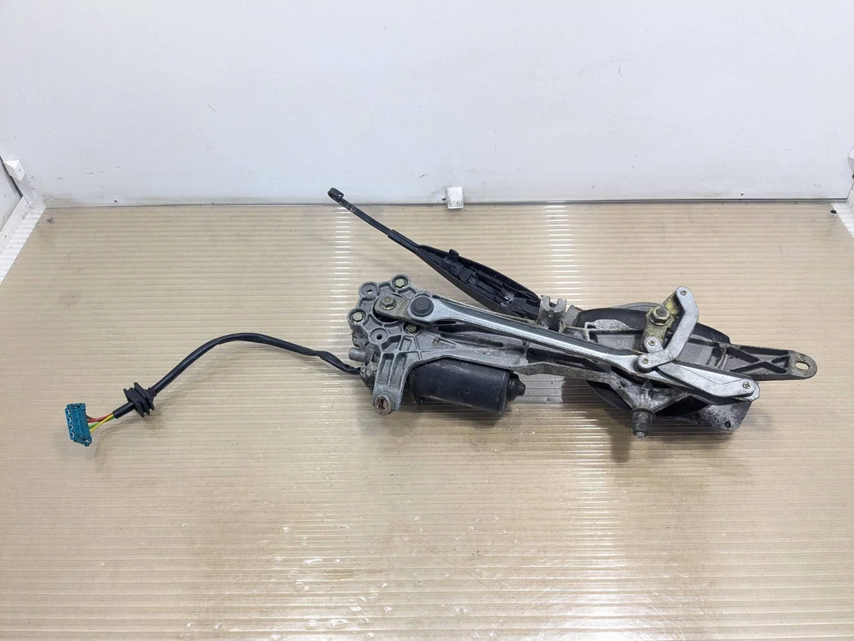 Mecanismo Limpa Para-brisa Mercedes C W202 A2028200408