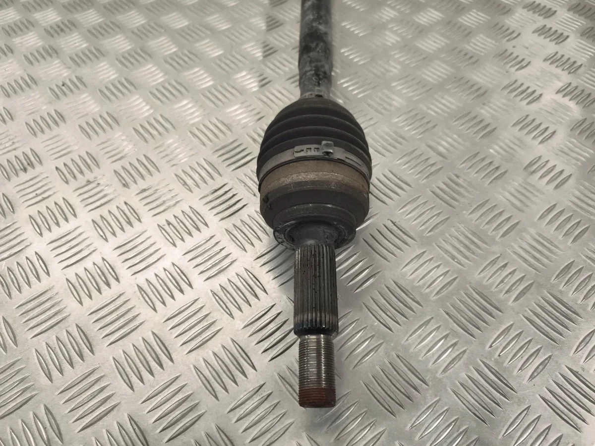 Tesla Model S 2016 Semiasse Posteriore OEM 100771901B image 3