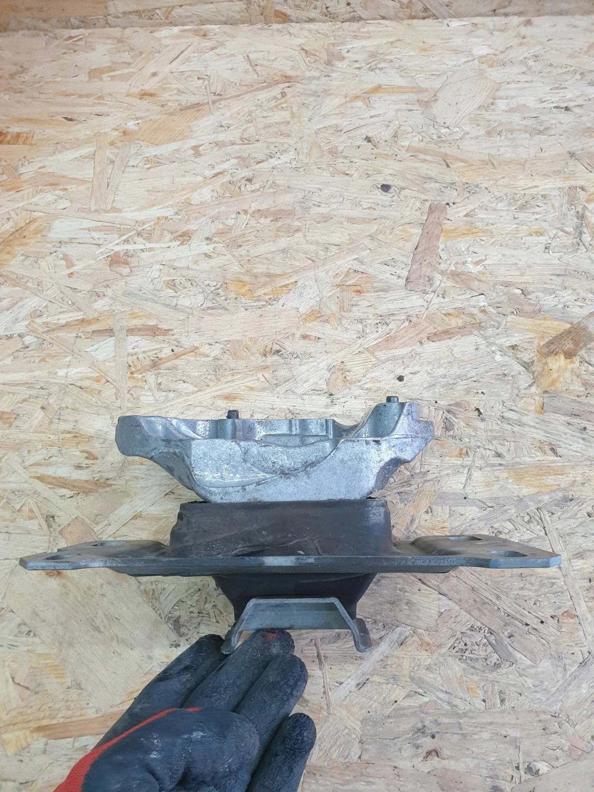Suporte Câmbio Peugeot 3008 II 9807981780 image 3