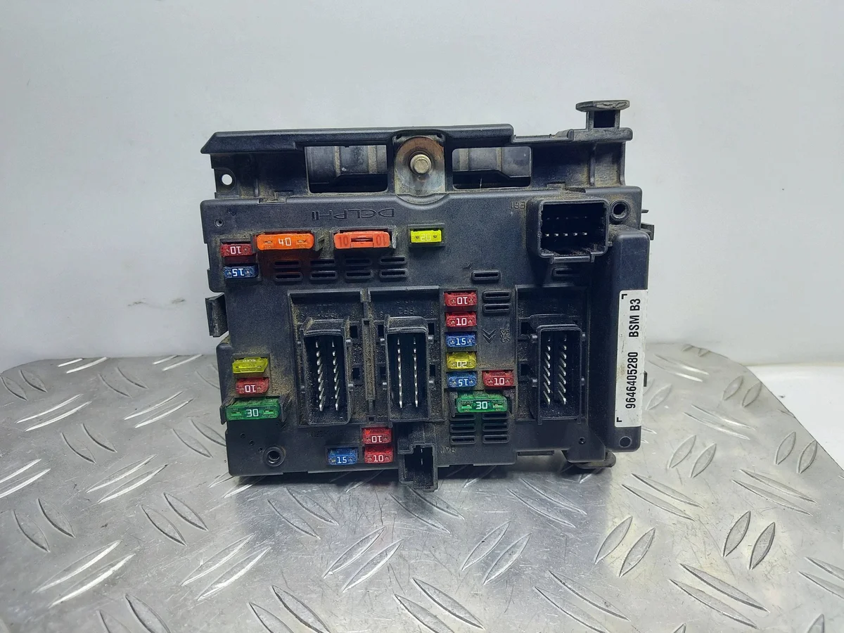 Modulo scatola fusibili Peugeot 307 9646405280