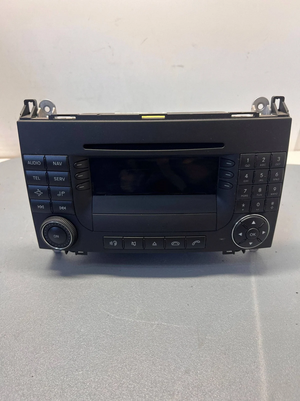 Radio Navegación Mercedes-Benz OE A1698205089