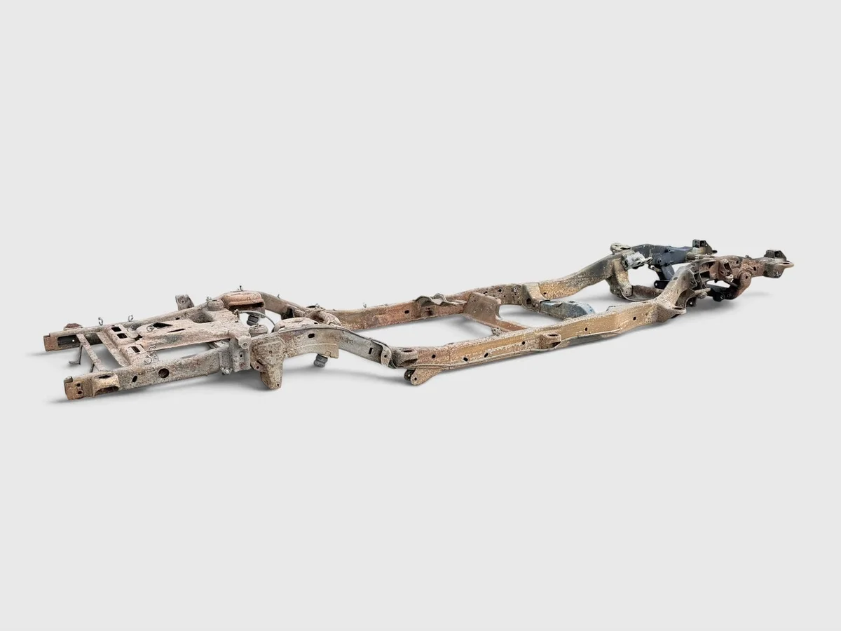 Chevrolet Avalanche 1500 02-06 Frame image 5