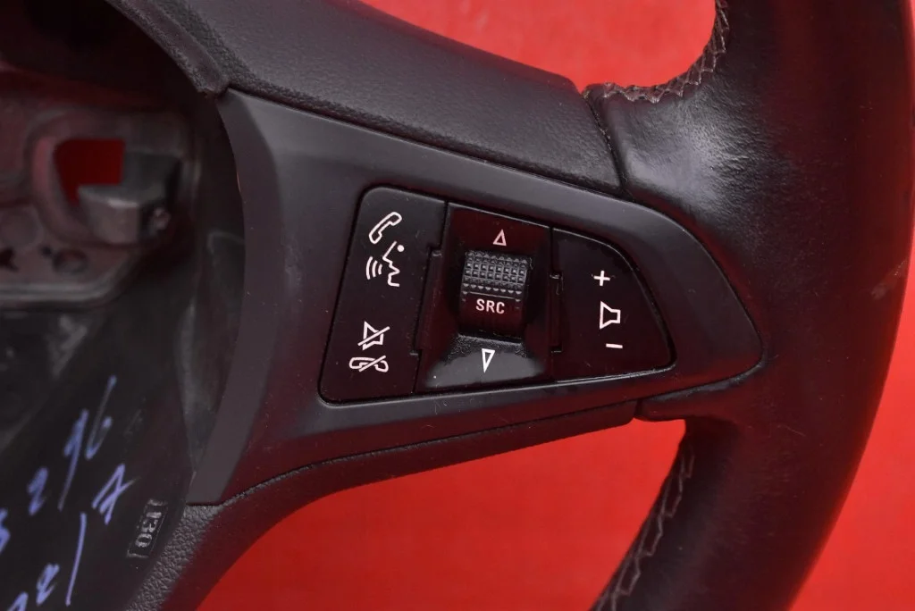 Volant Cuir Multifonction Opel Corsa E image 3