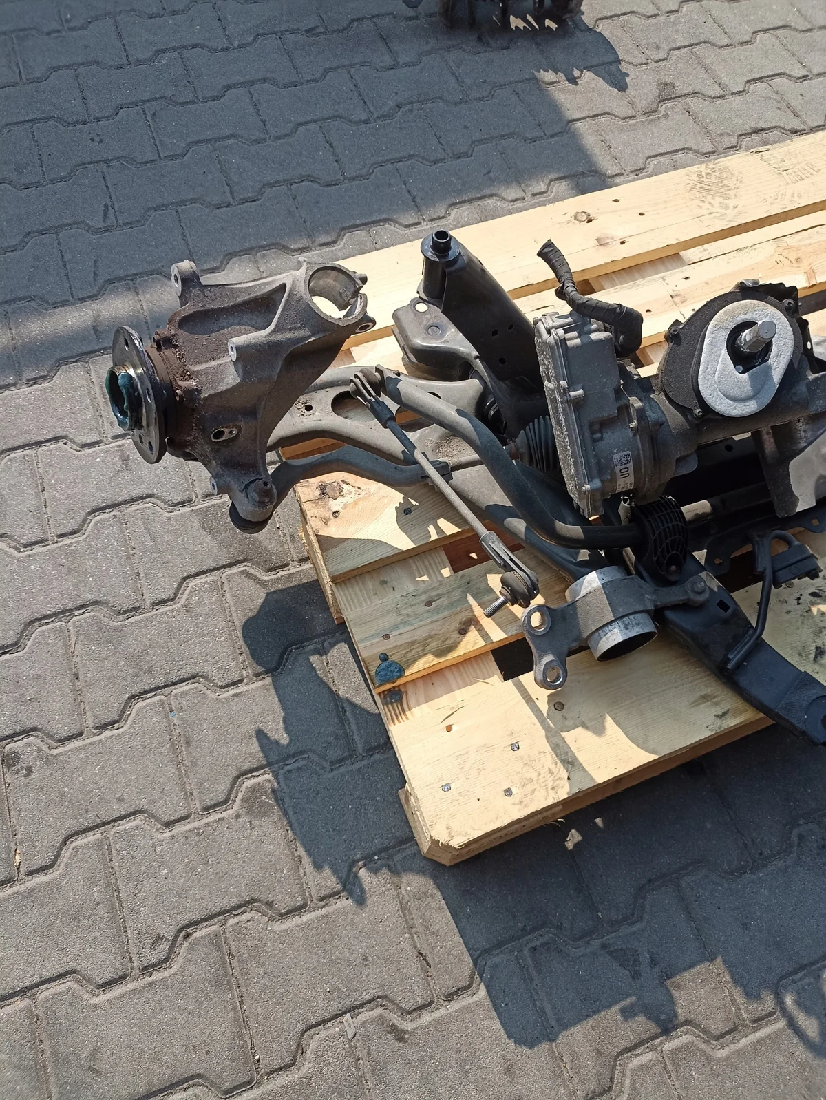 Achsschenkel BMW F40 F48 MINI F54 F60 links/rechts image 4