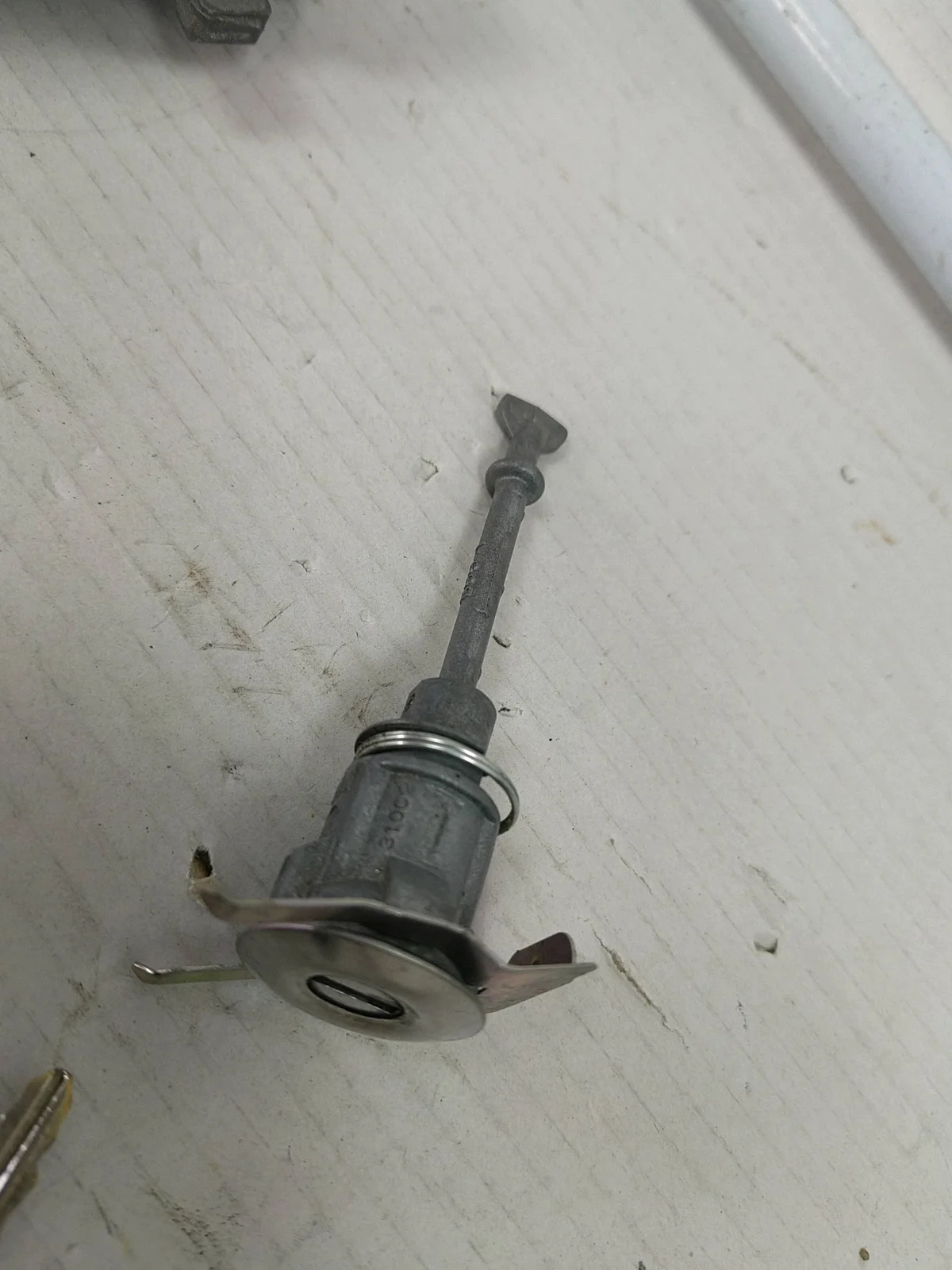 Mitsubishi Space Star II Sluitcilinder KNO2502 image 6
